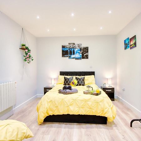 Апартаменты Amazing Place In Finsbury Park Лондон Экстерьер фото